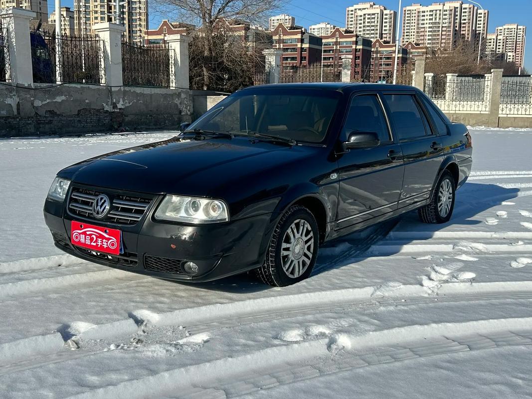 桑塔纳3000好还是志俊好 桑塔纳3000对比志俊