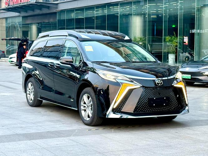 丰田塞纳车怎么样(2025款高顶版丰田塞纳多少钱一辆)