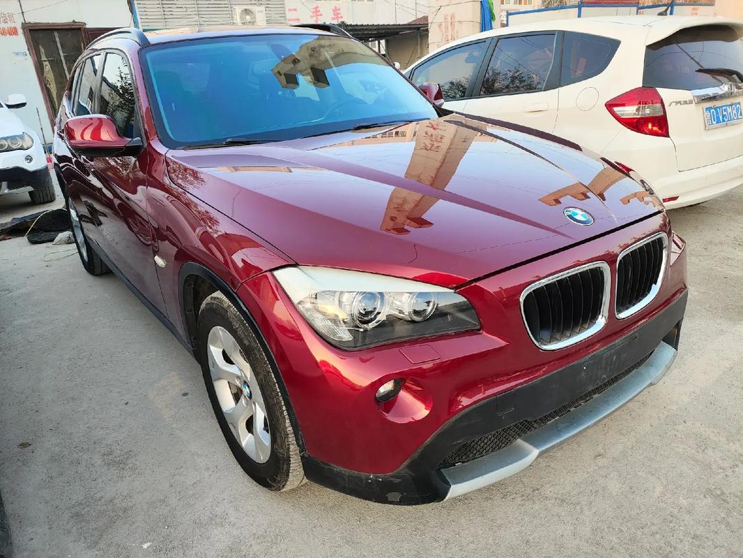 老款宝马x1图片,老款宝马x1怎么样值得买吗