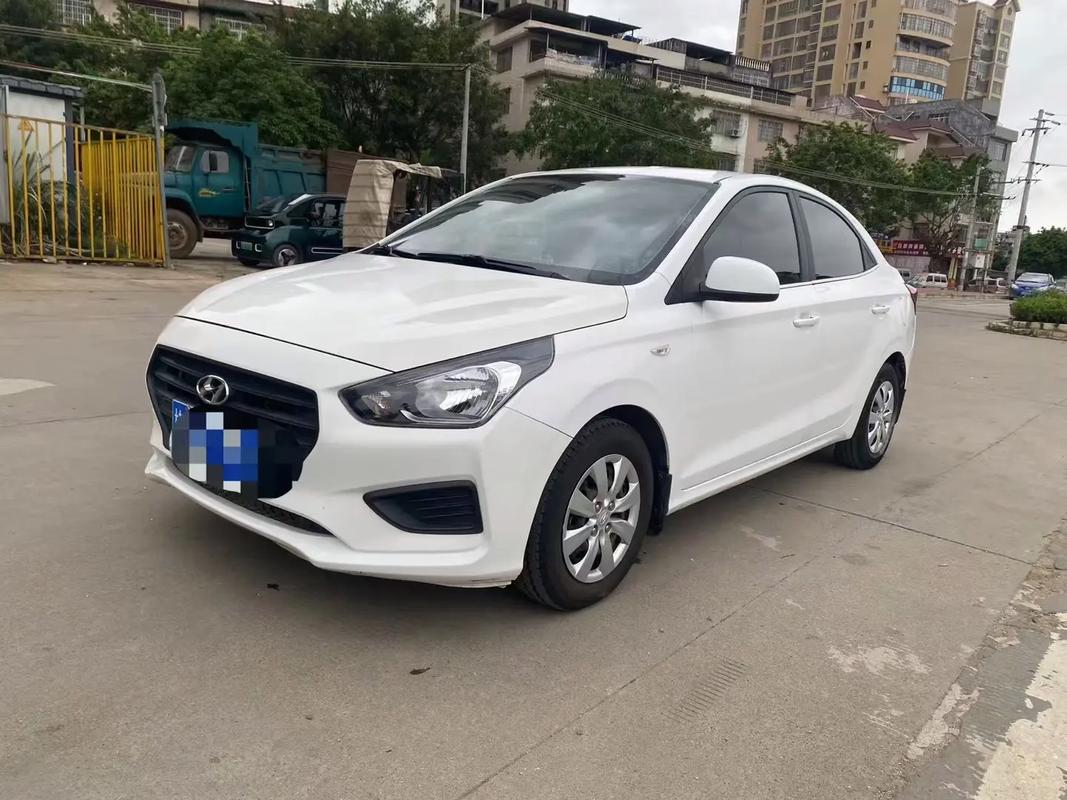 现代瑞纳二手车怎么样 现代瑞纳2017款二手车