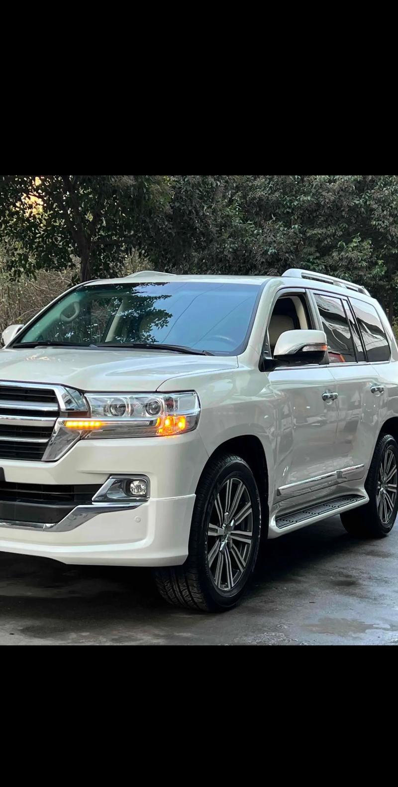 陆巡5700一箱油能跑多少公里/陆巡5700百公里