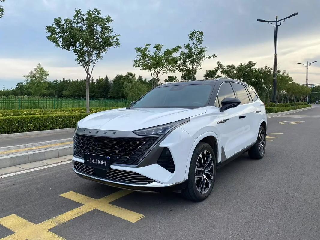 荣威rx9报价和图片资料配置(荣威rx9最新消息)