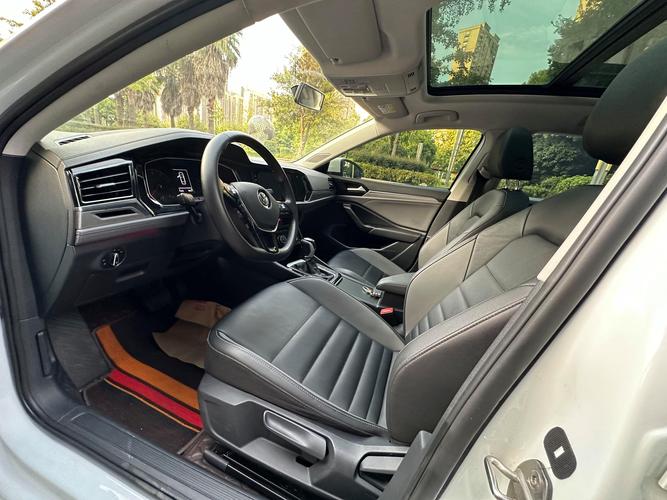 新款速腾图片2020(新款速腾图片2020舒适版本)