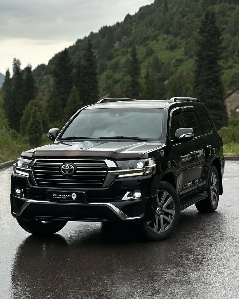 陆巡5700一箱油能跑多少公里／陆巡5700加满油多少升