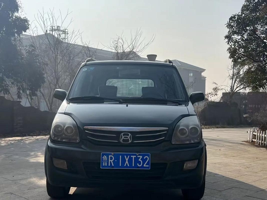 昌河铃木北斗星x5图片／昌河铃木北斗星14图片