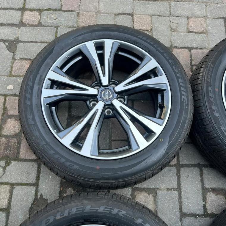 日产逍客智享版,日产逍客智享版轮胎尺寸