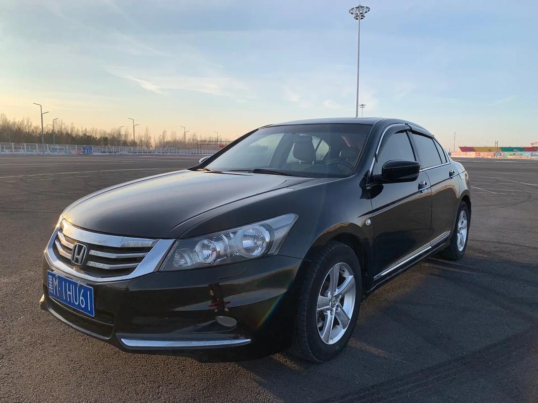 2010雅阁二手车报价 2010雅阁二手车报价及图片