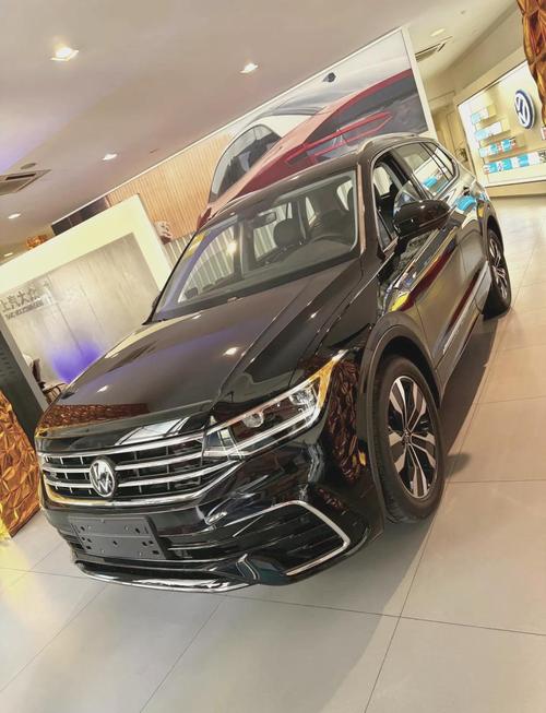 【上海大众330tsi轿车报价,上海大众330轿车价格】